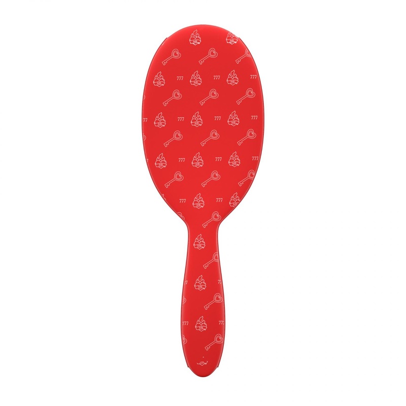 Framar -- Get Lucky - Charm - Detangle Brush