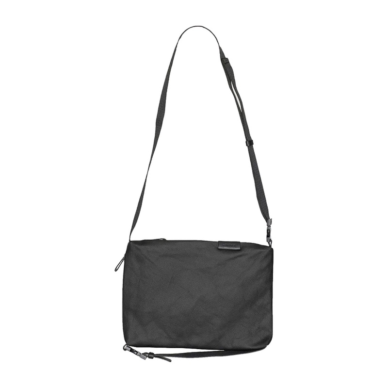 Inn Medium Coated Canvas Black